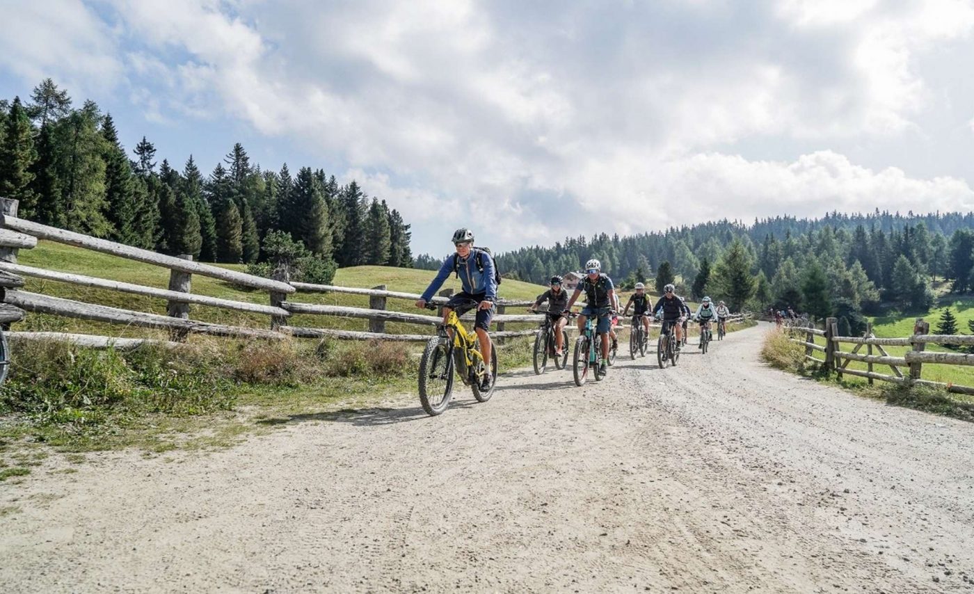 5 angebot bike week short